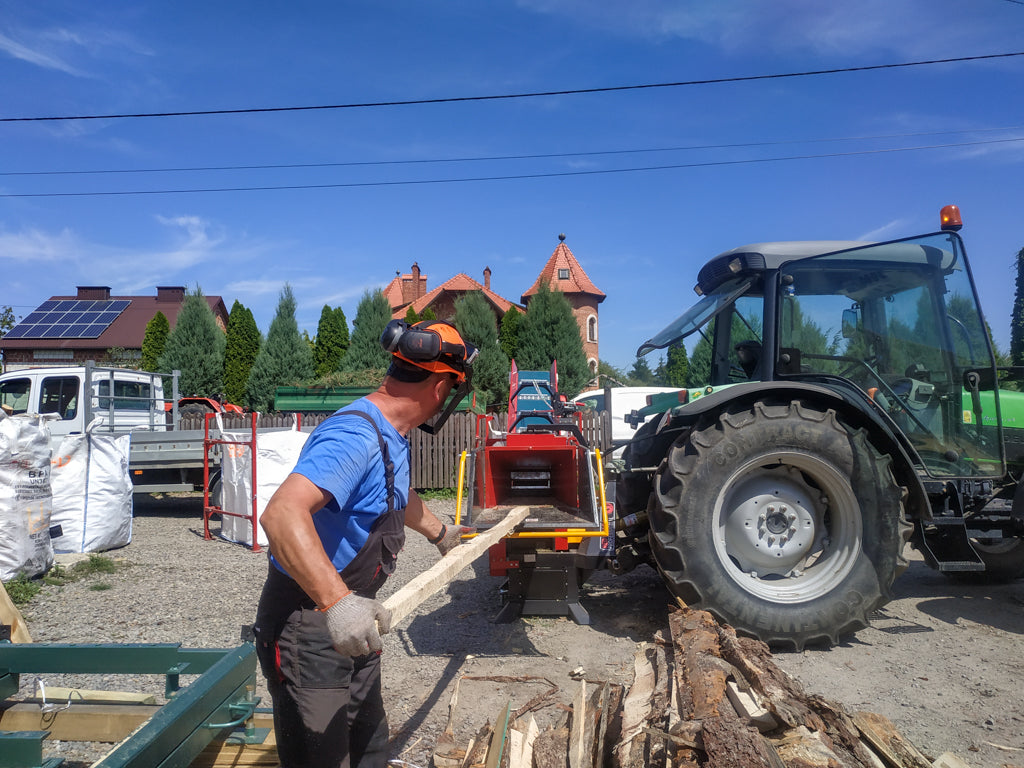 Remet RP-200 SUPER PROFESSIONAL ágaprító + 4 m szállítószalag